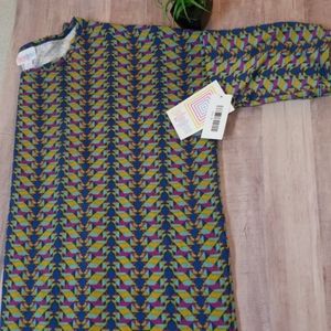 New with tags lularoe Irma size medium